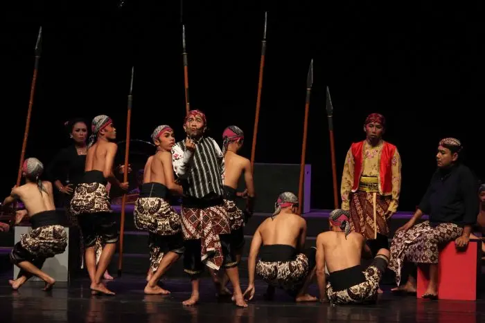 Kethoprak Conthong Yogyakarta Presents a Performance entitled "Mendem Kuwasa"