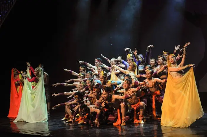 EKI Dance Company Presents EKI Update V 2.0 #InArtWeUnite