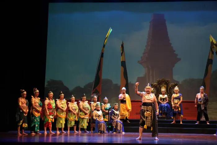 Ketoprak Traditional Art Performance Titled "Palapa Gajah Mada Oath"
