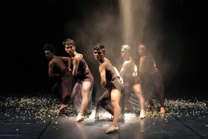 Otniel Dance Community presents "NOSHEHEORIT"