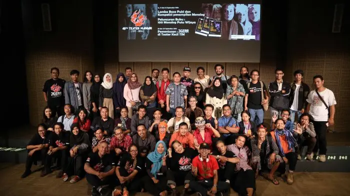 45 Years of Independent Theater Activities