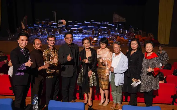 Bandung Philharmonic Concert Activities entitled "Destiny"