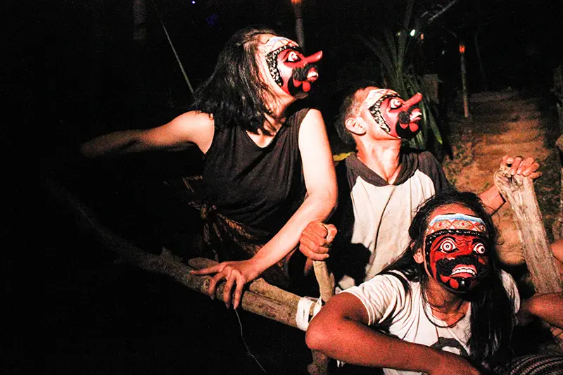 Show "Sinom Barangtaning Rasa"