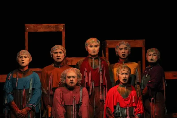 Sena Didi Mime Indonesia Performs Pantomime Theater Titled “Class Room”