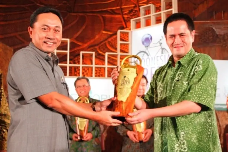 Indonesia Green Awards 2011 Untuk Bakti Lingkungan Djarum Foundation Trees For Life