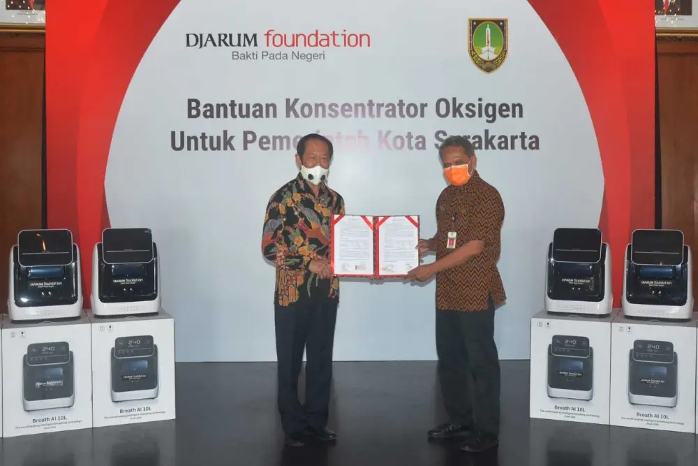 Djarum Foundation Donates 100 Oxygen Concentrator Units to the City Government of Surakarta