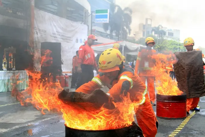 Fire Prevention Dexterity Competition Between Task Forces in the Context of the 72nd Anniversary of the Republic of Indonesia