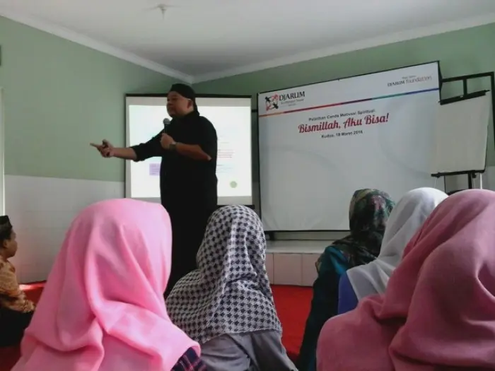 Motivational Training at the Orphanage: I Can!