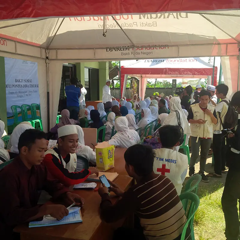 Health Examination in the Al Mashuriyah Islamic Boarding School Lirboyo, Kediri