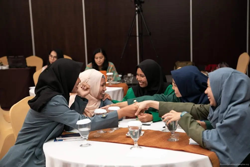 Convey Ideas for the Future of Indonesia in the Writing Competition