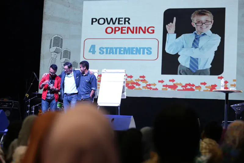 Road To Campus Bandung : Make Attractive Presentations With Structured Content and Memorable Closing