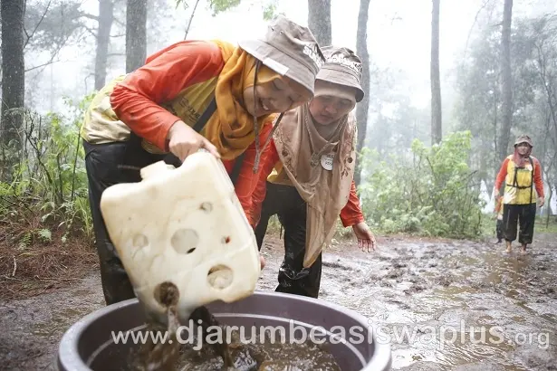 Emergency Water: Promote Concern and Equality