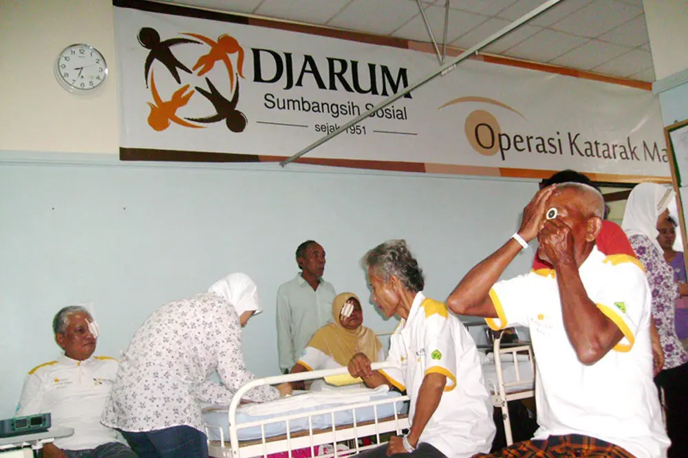 2nd Free Eye Cataract Surgery Runs Smoothly and Successfully