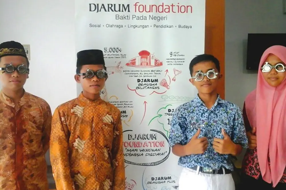 Free Glasses For Orphanages