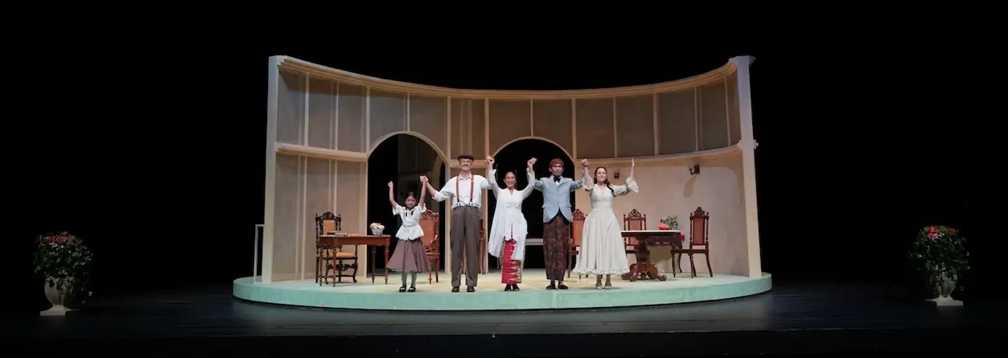 Back on stage, 'Bunga Penutup Abad' returns with a fresh script and a revolving stage.